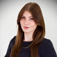 Employee Headshot - Olivia Medeiros